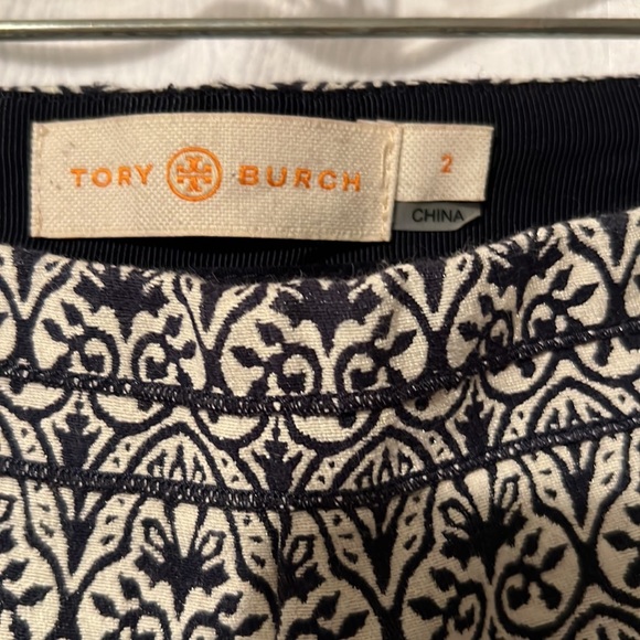 Tory Burch 2 - Picture 2 of 8